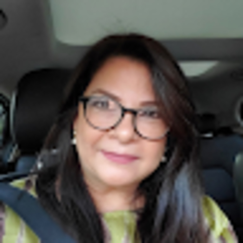 Meet your Posher, Milena